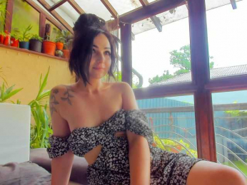 Moona-One bongacams stream image