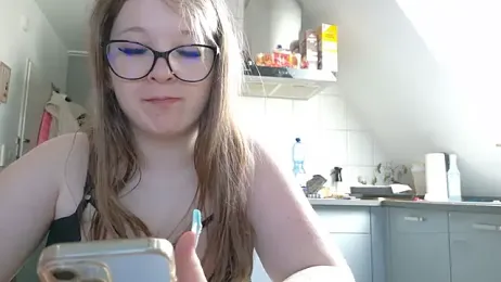 Little-Aylin stripchat stream image