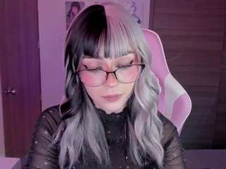 emilyhick camsoda stream image