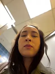 Holly_Play stripchat stream image