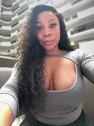 Belle___ stripchat stream image