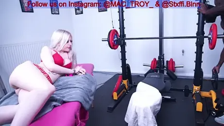 MacTroy stripchat stream image