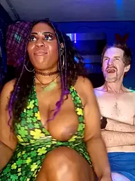 AmazonianMistress stripchat stream image