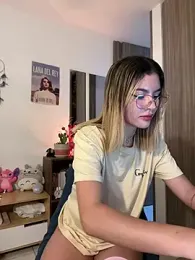 Your_Honeey stripchat stream image