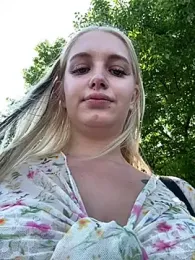 Milkyy_wway stripchat stream image