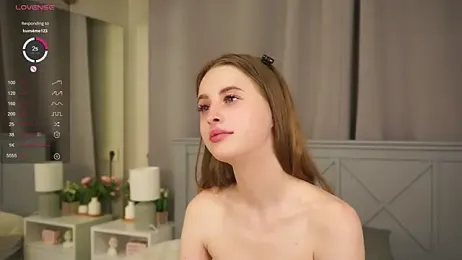 EsmeDainty stripchat stream image