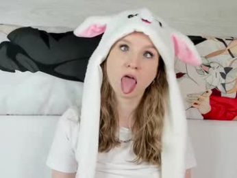 b4by_emilia chaturbate stream image