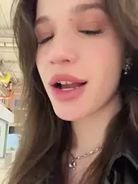 shy_priincess stripchat stream image