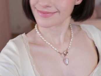 MissEssie bongacams stream image