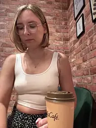 The_Snowwhitee stripchat stream image