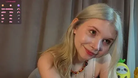 DaisyElmers stripchat stream image