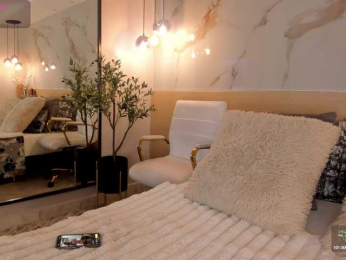 leathompson1 bongacams stream image