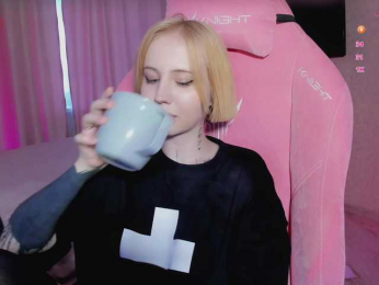 luvsoak bongacams stream image