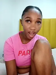 Hannah_107 stripchat stream image