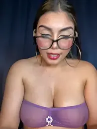 zui_lu stripchat stream image