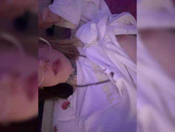 Molly-and-Ewa bongacams stream image