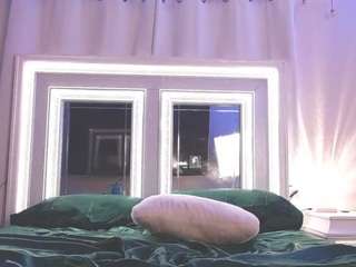 adafontaine18 camsoda stream image