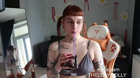 LolyMolli stripchat stream image