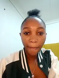 Hannah_107 stripchat stream image