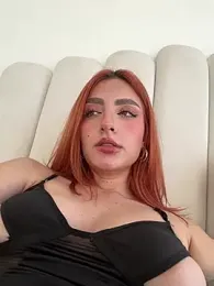 Anavi_ stripchat stream image