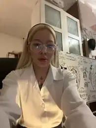 babydolll stripchat stream image