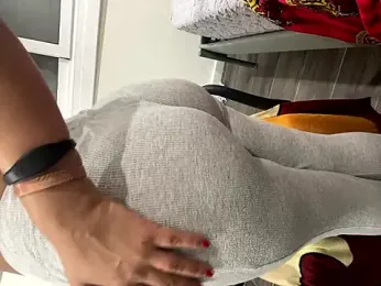 LOLO_QUEEN_ARABE stripchat stream image