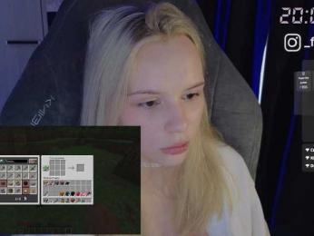 fymryn bongacams stream image