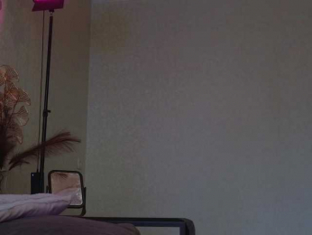 LALI_XS bongacams stream image