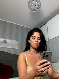 _adelle stripchat stream image