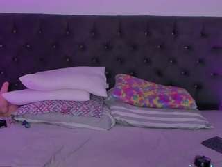 glektragray camsoda stream image