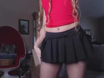 chroniclove chaturbate stream image, 11.02.2025 18:30