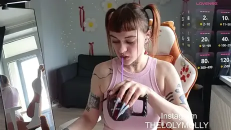 LolyMolli stripchat stream image