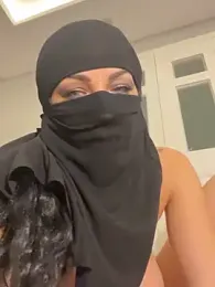 Amberonee31 stripchat stream image