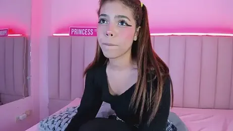 KellyOlsenbe stripchat stream image