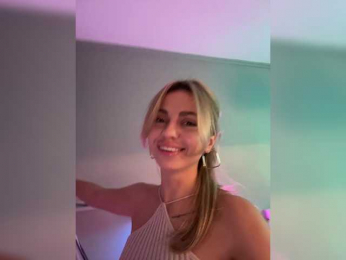 Nataliecroys bongacams stream image