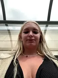 Milkyy_wway stripchat stream image