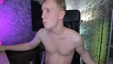 AlexxSweet stripchat stream image