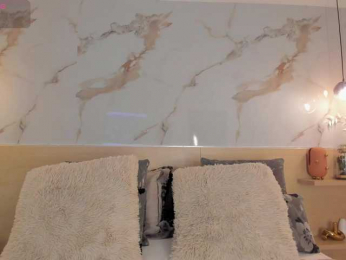 leathompson1 bongacams stream image