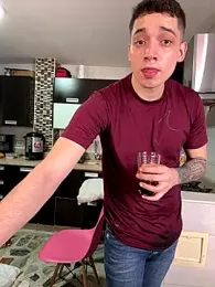 kevin_hotgirls stripchat stream image