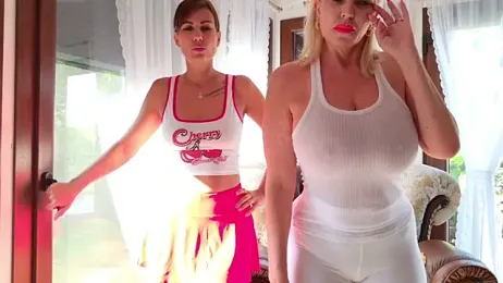 TUNDEROSE1 stripchat stream image