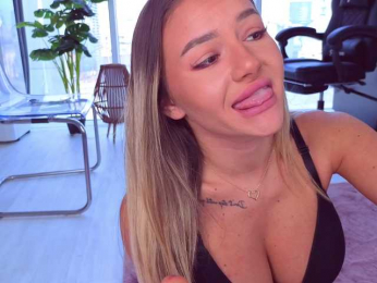 SpoilM3Mor3 bongacams stream image