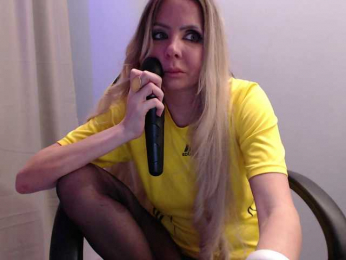 blondalina bongacams stream image
