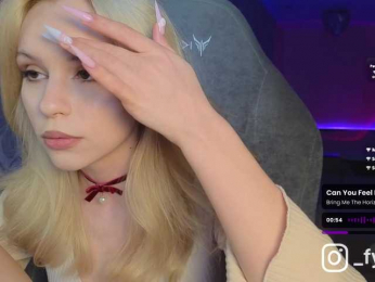 fymryn bongacams stream image