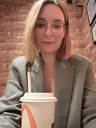 The_Snowwhitee stripchat stream image