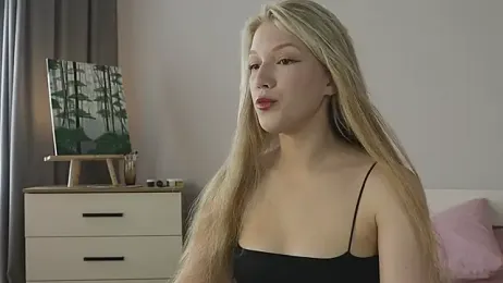 AliceLebel stripchat stream image