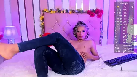 TylerBloom stripchat stream image