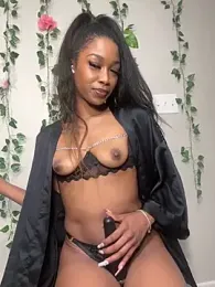 mismialove stripchat stream image, 13.07.2025 05:00
