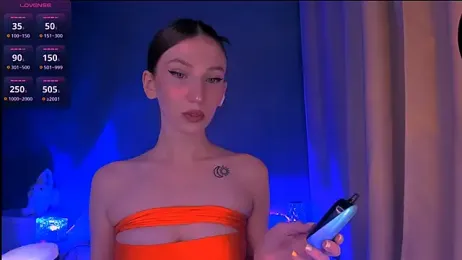 ellaamber stripchat stream image