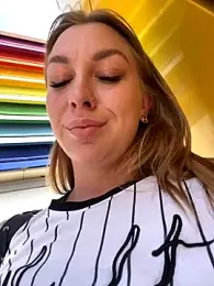 Sweet___Emily stripchat stream image