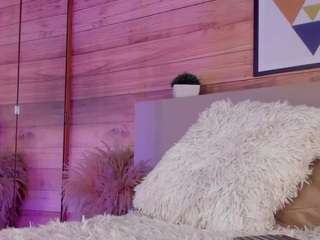 izzywild camsoda stream image